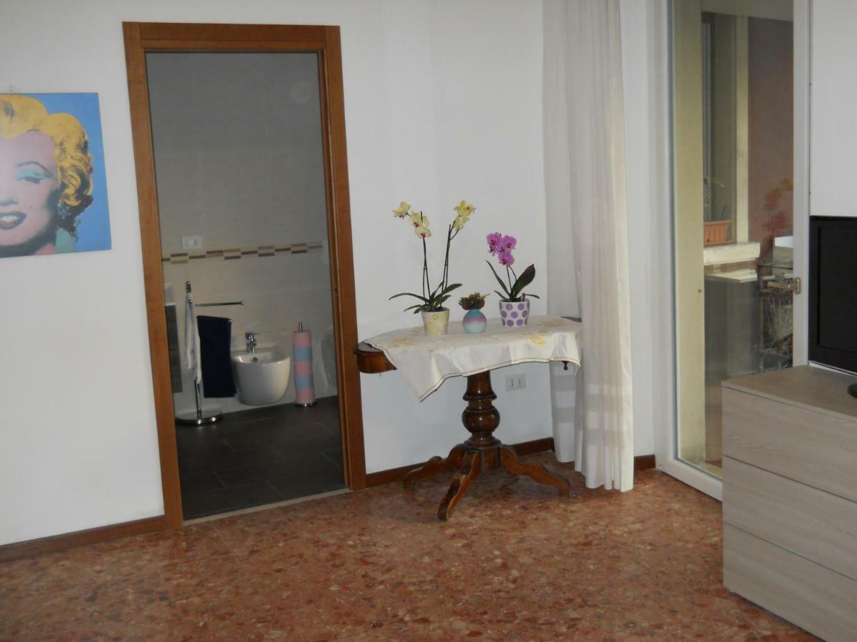 Lo Scoiattolo Bed & Breakfast Verona Exterior photo